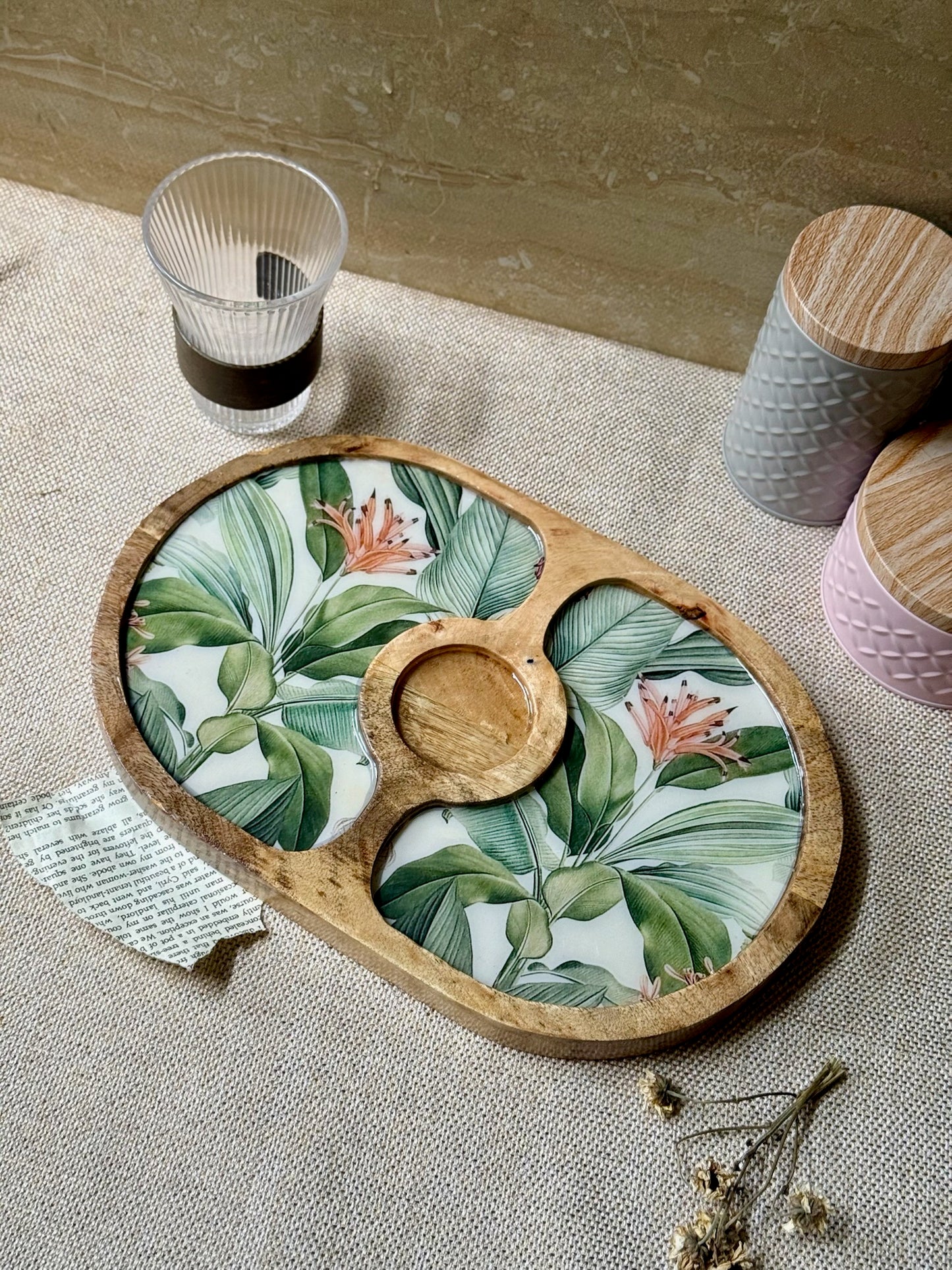 Bordeaux Artisan Wood Tray with Dip 10