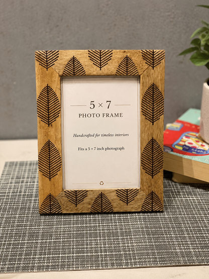 Mangowood Leaf Photo Frame 5x7