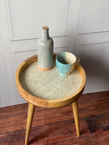 Metal Embossed Round Table Ivory Gold