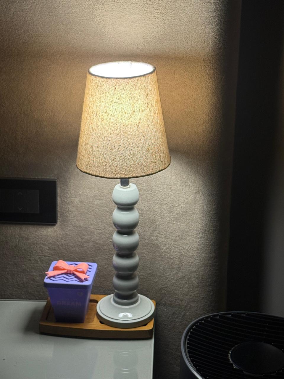 Modern Wooden Bedside Table Lamp with Linen Fabric Shade