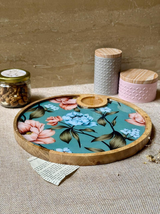 WOODEN CHIP AND DIP PLATTER